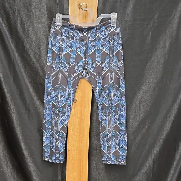 Prana Pants - Blue and Gray abstract pattern women's small Prana calf legnth Leggings